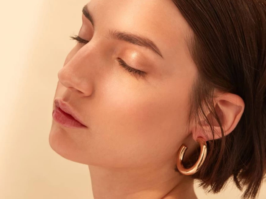 How To Achieve A Sun Kissed Skin With Makeup?