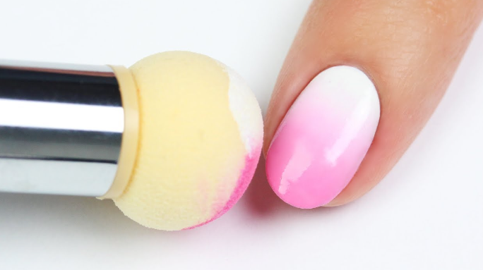 Nail Art with Sponges