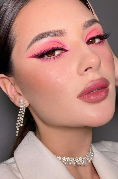 Pink Winged Liner