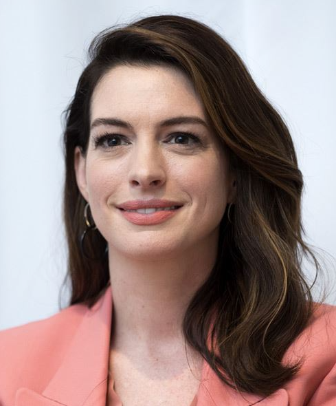 Anne Hathaway Side Swept Bangs