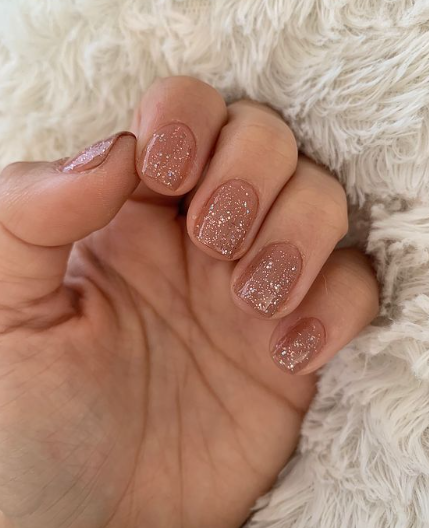 Short Glitter Nails