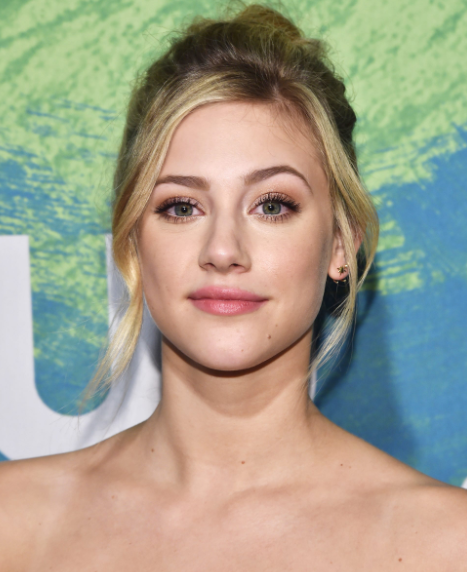 Lili Reinhart