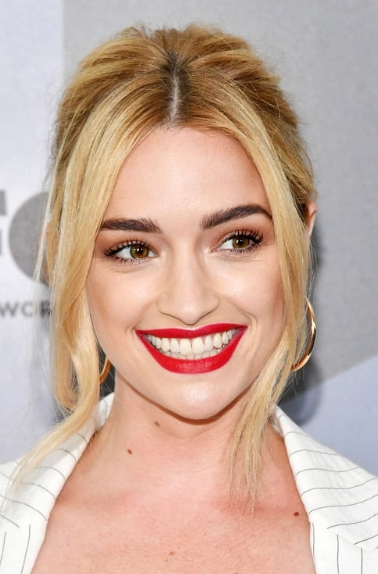 Brianne Howey