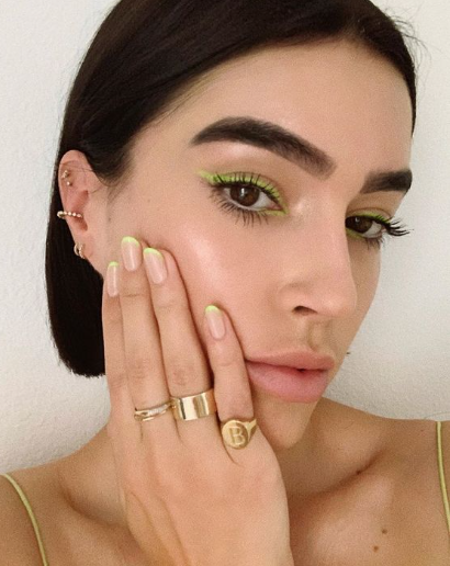 Barely-There Neon Green Eyeliner Look