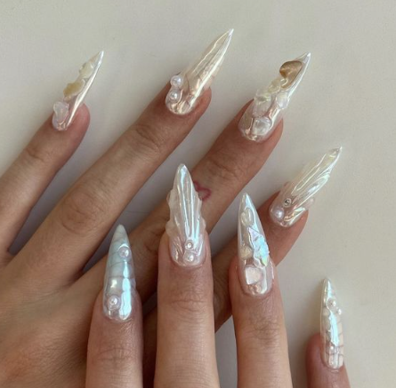 SeaShell Nails