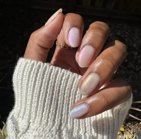 Barely-There Glitter Nails