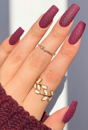 Solid Sweater Nails