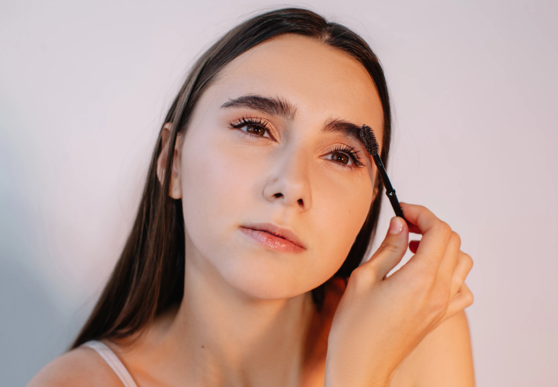 How To Get TikTok's Favorite Eyebrow Trend 'Soap Brows'